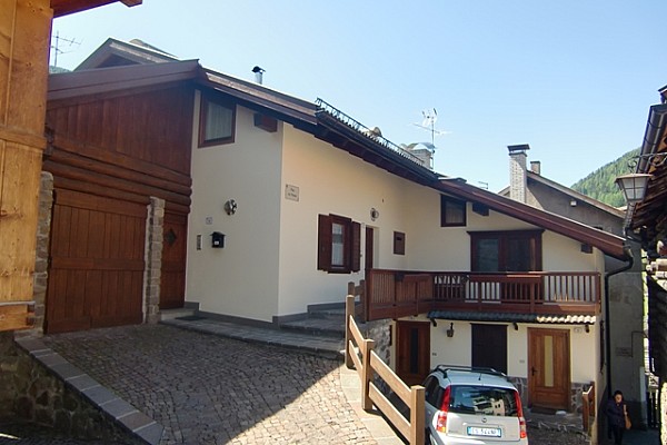 Appartamenti Moena Val di Fassa: Casa Pezze