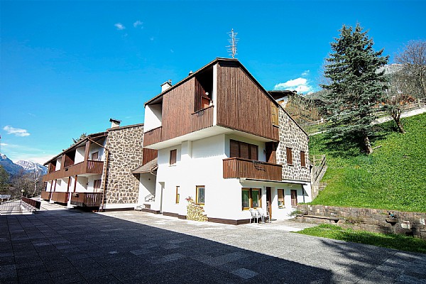 Appartamenti Moena Val di Fassa: Casa Larsec